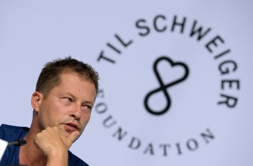 Der Schauspieler Til Schweiger hat sich per Video-Botschaft bei einem krebskranken Mann aus Stuttgart gemeldet. Foto: dpa