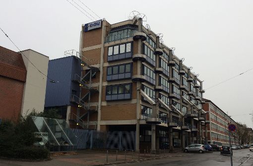 Auf dem EnBW-Areal im Gebiet Stöckach – hier Gebäude an der Stöckachstraße –   sollen Wohnungen entstehen. Foto: Sascha Maier