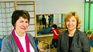 Beate Bulle-Schmid (links) leitet den Verein, Stefanie Meixner die Geschäfte. Foto: Zweygarth