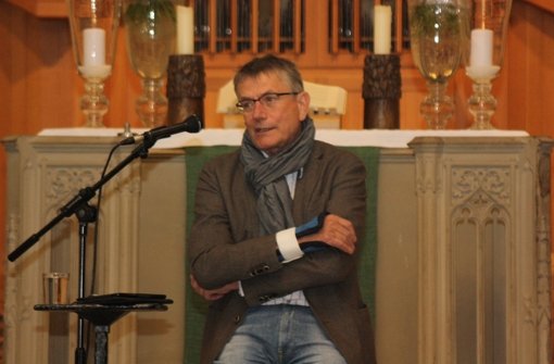Jörg Armbruster referierte in Echterdingen über die Flüchtlingskrise. Foto: Natalie Kanter