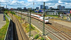 GDL-Chef Weselsky fordert, dass die Bahn-Infrastruktur vom Renditestreben befreit wird. Foto: dpa