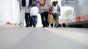 Täglich kommen neue Flüchtlinge in Rosenheim an Foto: dpa