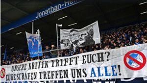 In zahlreichen deutschen Stadien gab es zuletzt Proteste gegen die Verbände und die Kommerzialisierung des Fußballs. Foto: imago/Jan Huebner