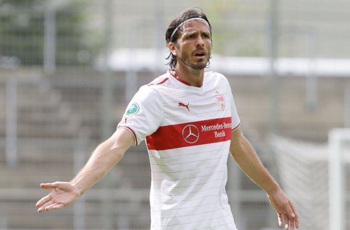 Unglücklicher Auftakt: VfB-Rückkehrer Daniel Vier fabriziert ein Eigentor l Foto: Baumann