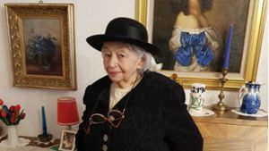 Elisabeth Guttenberger im hohen Alter – als junge Frau musste sie in Auschwitz  als Lagerschreiberin den Tod der eigenen Familie dokumentieren. Foto: privat/Petra Rosenberg