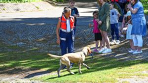 Die Rettungshundestaffel war eine der Attraktionen beim Sommerfest. Foto: Horst Dömötör