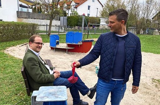 Paul Wien (links)  und sein FDP-Nachrücker Marco Elminowski Foto: privat