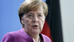 Musilime und ihre Religion gehören zu Deutschland, findet Kanzerlin Angela Merkel und widerspricht damit ihrem Innenminister Horst Seehofer. Foto: AP