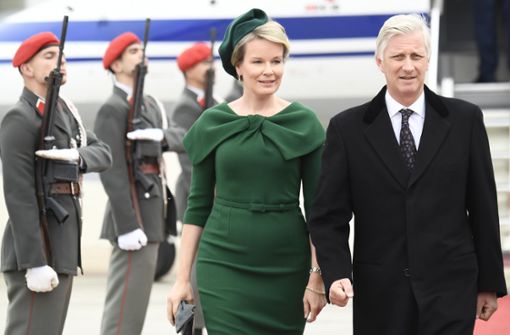 Längst nicht so glamourös wie ihre royalen Nachbarn aus den Niederlanden, Willem-Alexander und Máxima, aber durchaus sympathisch: das belgische Königspaar Mathilde und Philippe. Foto: dpa