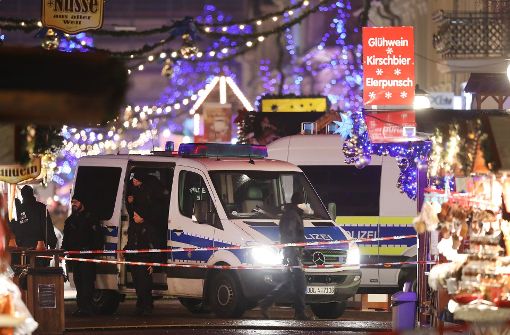 Nach dem Bombenfund am Freitagabend soll der Weihnachtsmarkt in Potsdam am Samstag wieder regulär öffnen. Foto: Getty Images Europe