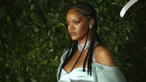 Stars wie Rihanna haben sich der Initiative Black Out Tuesday angeschlossen. Foto: AP/Joel C Ryan