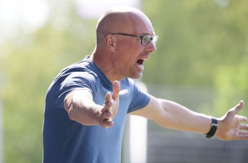 Auch unter dem neuen Trainer Jürgen Seeberger läuft es nicht bei den Stuttgarter Kickers. Foto: Pressefoto Baumann