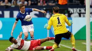 Viel ist vor dem Tor beim Spiel des VfB Stuttgart gegen Schalke nicht passiert. Foto: Bongarts/Getty Images