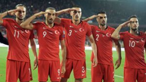 Türkische Fußball-Nationalspieler: Öffentliches Bekenntnis zum Militäreinsatz in Nordsyrien Foto: dpa