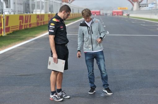 Vettel: Hält der Asphalt? Foto: dpa
