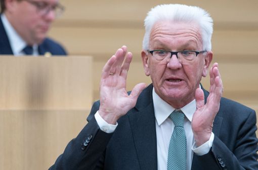 Ministerpräsident Winfried Kretschmann hat den Kompromiss mit verhandelt. Foto: dpa/Sebastian Gollnow