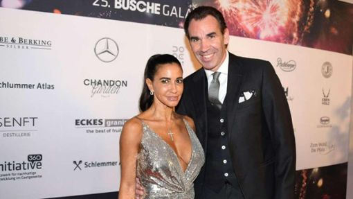 Michael Wilhelmer mit seiner Frau Daniela Wilhelmer bei der Auszeichnung zum „Gastronom des Jahres“. Foto: Busche-Verlag