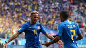 Jubel bei Superstar Neymar (links) und Douglas Costa Foto: Getty Images Europe