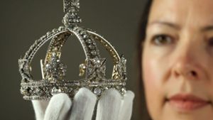Skurrile Suche nach königlichen Juwelen