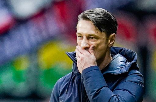 Niko Kovac steht nach der Niederlage gegen Eintracht Frankfurt unter Druck. Foto: dpa/Uwe Anspach
