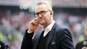 Der VfB-Vorstandsvorsitzende Alexander Wehrle blickt zuversichtlich auf die Relegation. Foto: IMAGO/Sportfoto Rudel