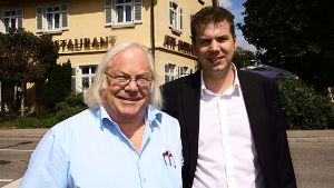 Vor 15 Jahren übernahm Siegfried Wichmann (l.) das Hotel Feuerbach im Biberturm. 2006 und 2010 kamen die Gasthäuser in Stammheim und Neuwirtshaus (Bild) dazu. Die Arbeit als Geschäftsführer teilt er sich mit seinem Sohn Stephan Wichmann Foto: Leonie Hemminger
