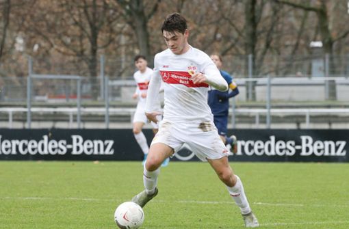 Als 17-Jähriger schon für die U19 des VfB Stuttgart am Ball: Lilian Egloff. Foto: Pressefoto Baumann
