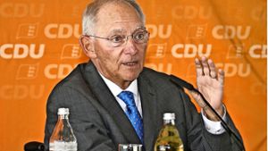 Der Finanzminister Schäuble als Wahlkampfhelfer in Waiblingen Foto: Horst Rudel