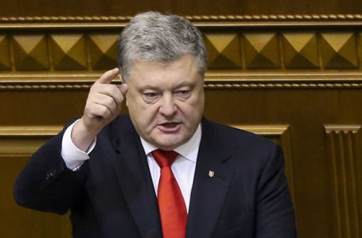 Poroschenko sagte, dass Russland seine Truppen entlang der ukrainischen Grenze deutlich verstärkt habe. Foto: AP
