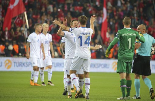 Island feiert seinen Sieg gegen die Türkei. Foto: AP