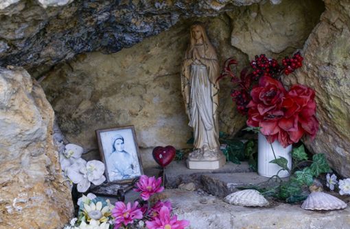 Erinnerung an die Grotte in Lourdes, wo Fritz Maria Hilligardt eine Wandlung erfuhr. Foto: Simon Granville/Simon Granville