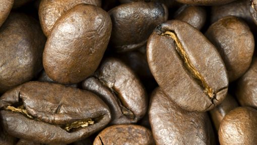 Frisch geröstete Kaffeebohnen: Was wäre das Leben ohne den köstlichen Muntermacher. Foto: Imago/Design Pics