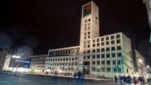 Auch am Stuttgarter Rathaus gehen wieder die Lichter aus (Archivbild). Foto: 7aktuell
