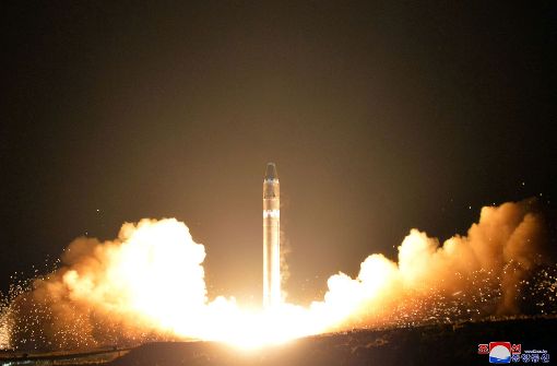 Nach dem erneuten Raketentest zieht Deutschland Konsequenzen. Foto: KCNA via KNS/AP