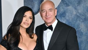 Lauren Sánchez und Jeff Bezos haben sich nach fünf Jahren Beziehung verlobt. Foto: Featureflash Photo Agency/Shutterstock.com