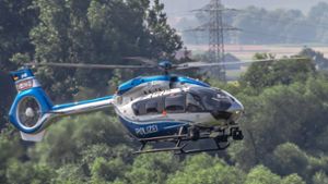 Die Polizei suchte unter anderem per Hubschrauber nach dem Auto (Symbolbild). Foto: Polizeipräsidium Einsatz/Airbus Helicopters (c) Charles A