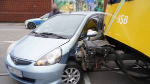 Stuttgart-Bad Cannstatt: Fahrgast bei Stadtbahnunfall verletzt