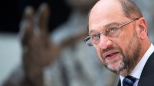 Martin Schulz nimmt Kurs auf die politische Mitte. Noch immer macht ihm zu schaffen, dass er sich nicht früher festlegte. Foto: dpa