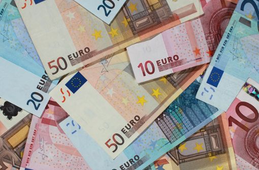 Vom starken Euro profitieren Fernreisende: Sie erhalten mehr für die Gemeinschaftswährung. Foto: dpa