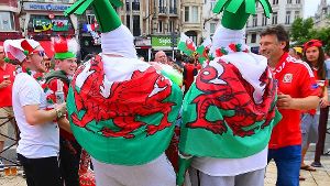 Die Fans von Wales bei der Fußball-EM in Frankreich. Foto: AFP
