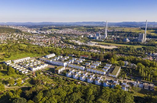 Vor allem bei neuen Mietverträgen drohen in Göppingen und Esslingen (hier im Bild) hohe Preissteigerungen von mehr als 10 Prozent, in Stuttgart sind es 6,8 Prozent. Foto: imago images/Westend61