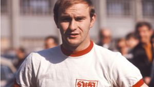 Horst Köppel im VfB-Trikot in der Saison 1967/68, damals noch ohne Toupet. Foto: Pressefoto Baumann