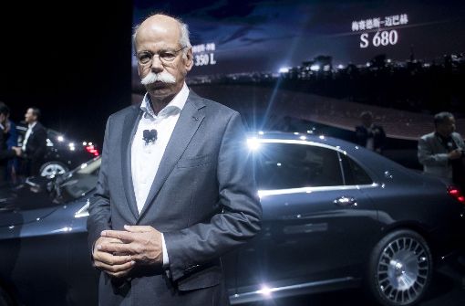 Daimler-Chef Dieter Zetsche beim Autosalon Schanghai. Impressionen von der Veranstaltung gibt es in unserer Bilderstrecke. Foto: AFP