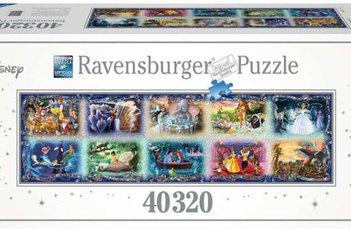 Puzzeln: Das Ravenburger Puzzle „Unvergessliche Disney Momente“ gilt mit 40.320 Teilen als das größte in Serie gefertigte Puzzle der Welt. Wer sich wirklich rantrauen will, braucht 399 Euro, viel Platz – das Puzzle misst zusammengepuzzelt 1,9 Mal 6,8 Meter – und viel Geduld. Es heißt, nur eine Handvoll Menschen hätte das Puzzle je im Alleingang vollendet. Sie berichten, etwa ein halbes Jahr beschäftigt gewesen zu sein. Foto: Hersteller/Ravensburger