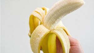Eine Banane aus dem Supermarkt in Schweden war mit Nadeln versehen worden (Symbolbild). Foto: dpa-tmn