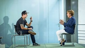 Vor zwei Jahren durfte YouTuber LeFloid die Kanzlerin mit Fragen löchern. Das Interview hat fast 5,5 Millionen Aufrufe. Foto: Getty Images Europe