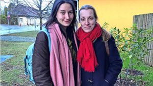 Darya Zaytseva (li.) und Anna Gershuni sind beide gebürtig aus der Ukraine. Zwar gebe es auch dort einige Initiativen und Menschen, die sich für Umwelt- und Klimaschutz einsetzten, doch das Bewusstsein sei geringer als hier, sagen sie. Foto: Julia Bosch