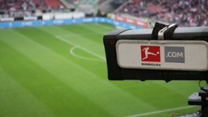 Die Fußball-Bundesliga finanziert sich vor allem über TV-Übertragungen Foto: Baumann