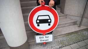 Das Stuttgarter Verwaltungsgericht hat im Juli Fahrverbote für Dieselfahrzeuge ab 2018 verhängt. Foto: dpa