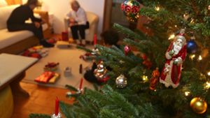 Die Lockerungen an Weihnachten stehen auf der Kippe. Foto: dpa/Karl-Josef Hildenbrand